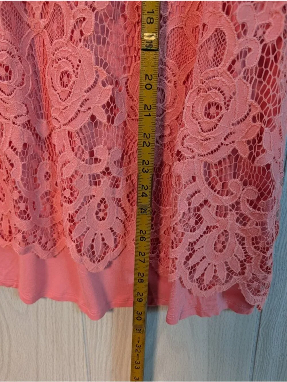 Torrid Halter Top 2X Pink Floral Lace High Neck Lined Key Hole Sleeveless Bouse